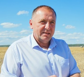 Беларусь планирует поставлять технику для возделывания и уборки льна в Омскую область