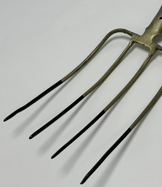 Вилы кованые: 10 интересных фактов